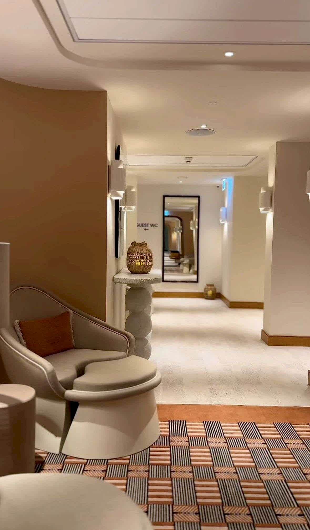 Balmoral Spa, cork floor detail