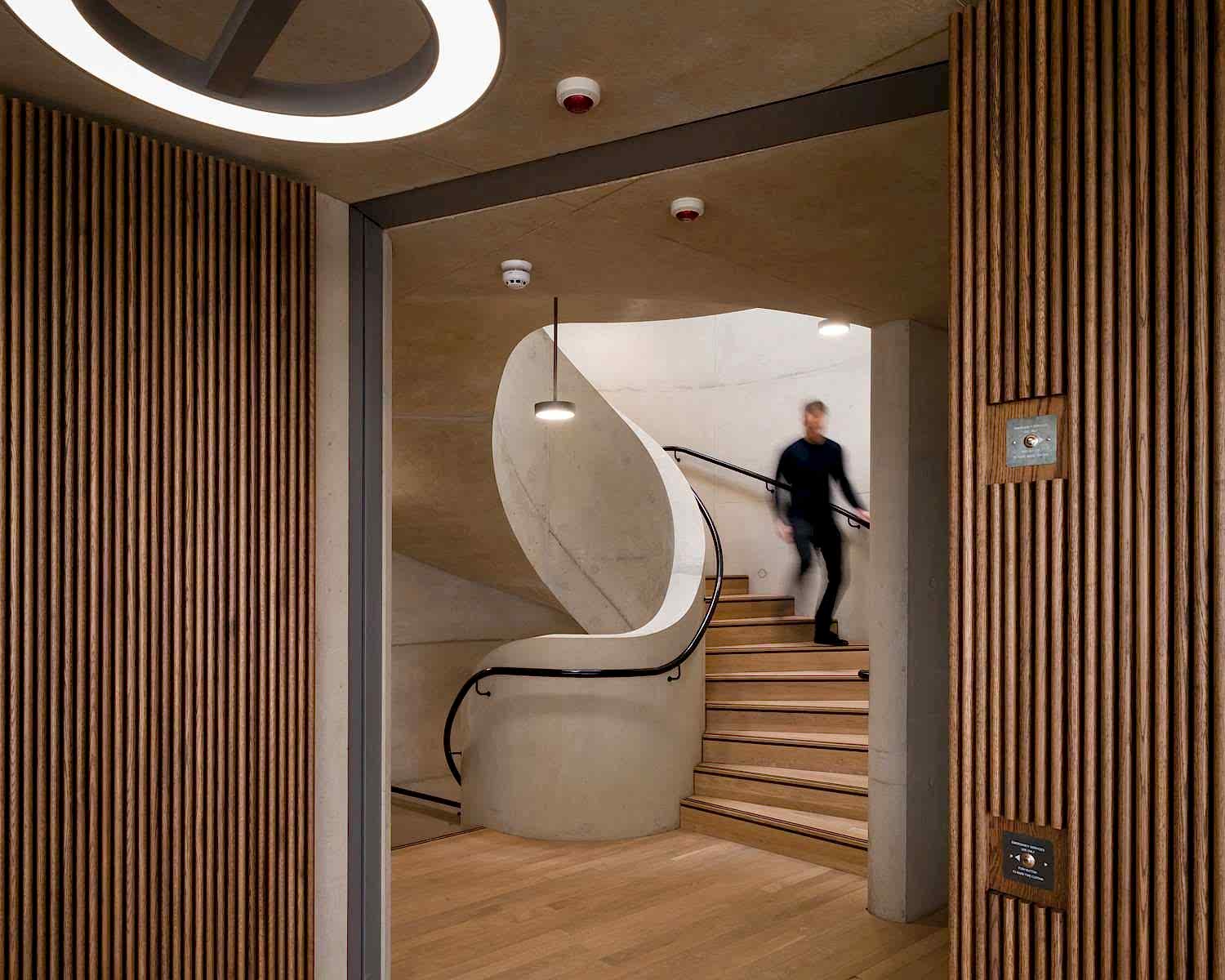 Forum and oak floor, Blavatnik School of Government